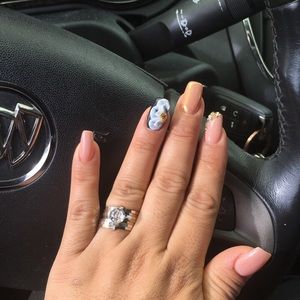 Meet your Posher, Brenda